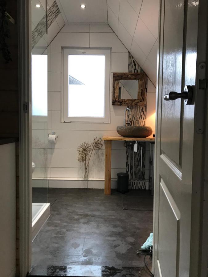Bed and Breakfast T' Hogeland Ainrom Eenrum Exterior foto